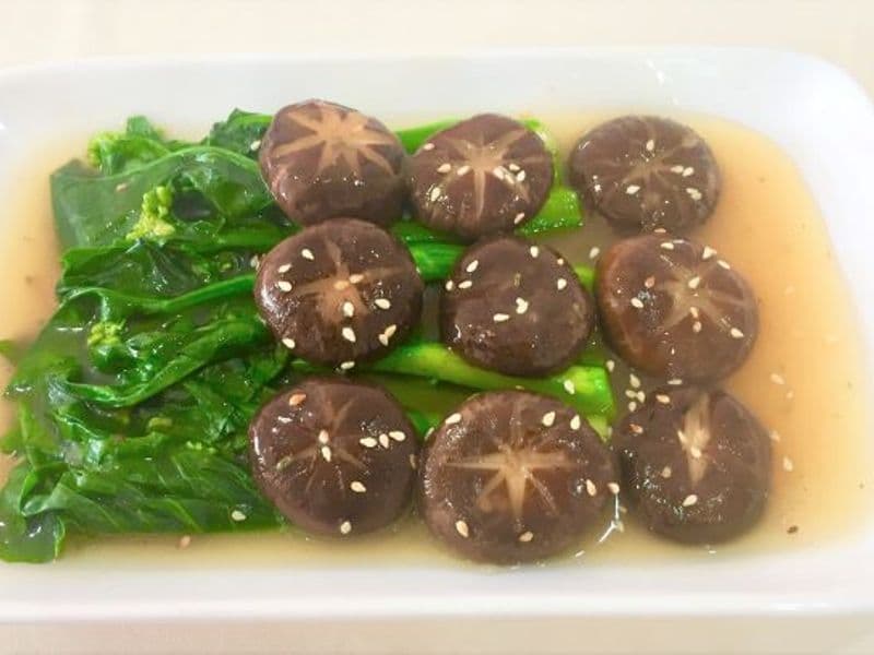 คะน้าฮ่องกงซิตาเกะน้ำมันหอย