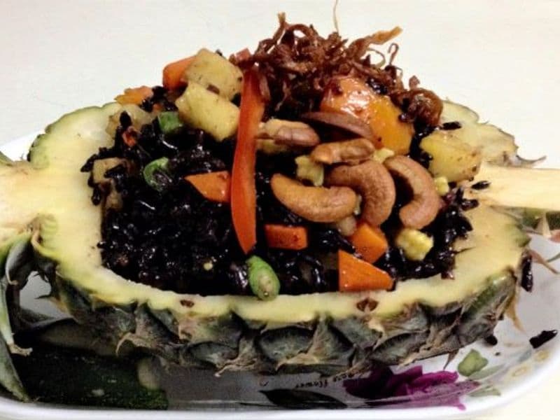 Fried Black Rice with/in Pineapple