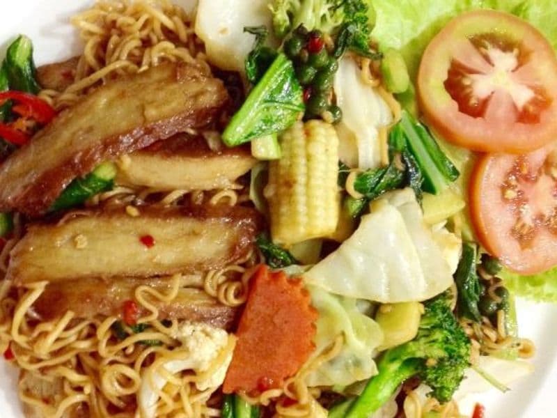Mama Thai Noodles with Soy Duck